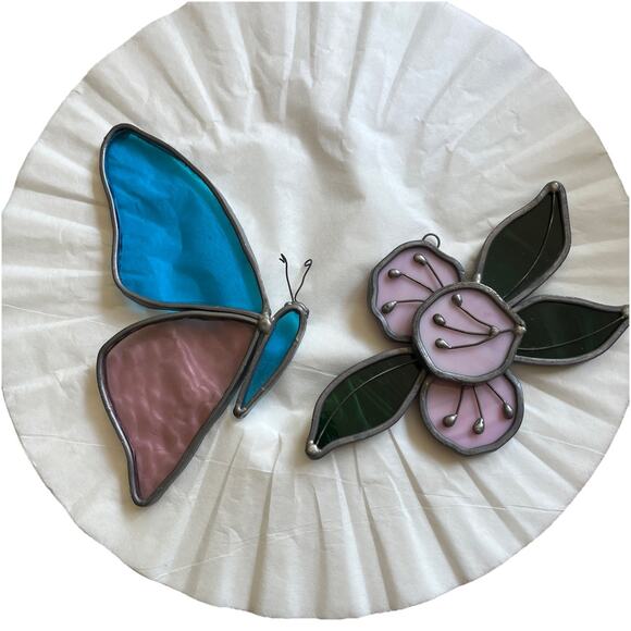 Butterfly And Rose Stained Glass Suncatchers Window 6” Blue Pink - Picture 1 of 5